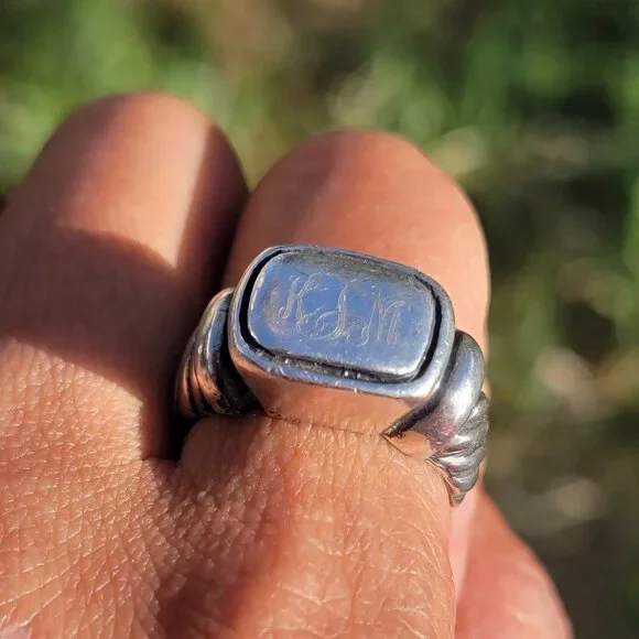 Heavy solid 925 sterling silver vintage engraved monogram ring - Picture 4 of 16